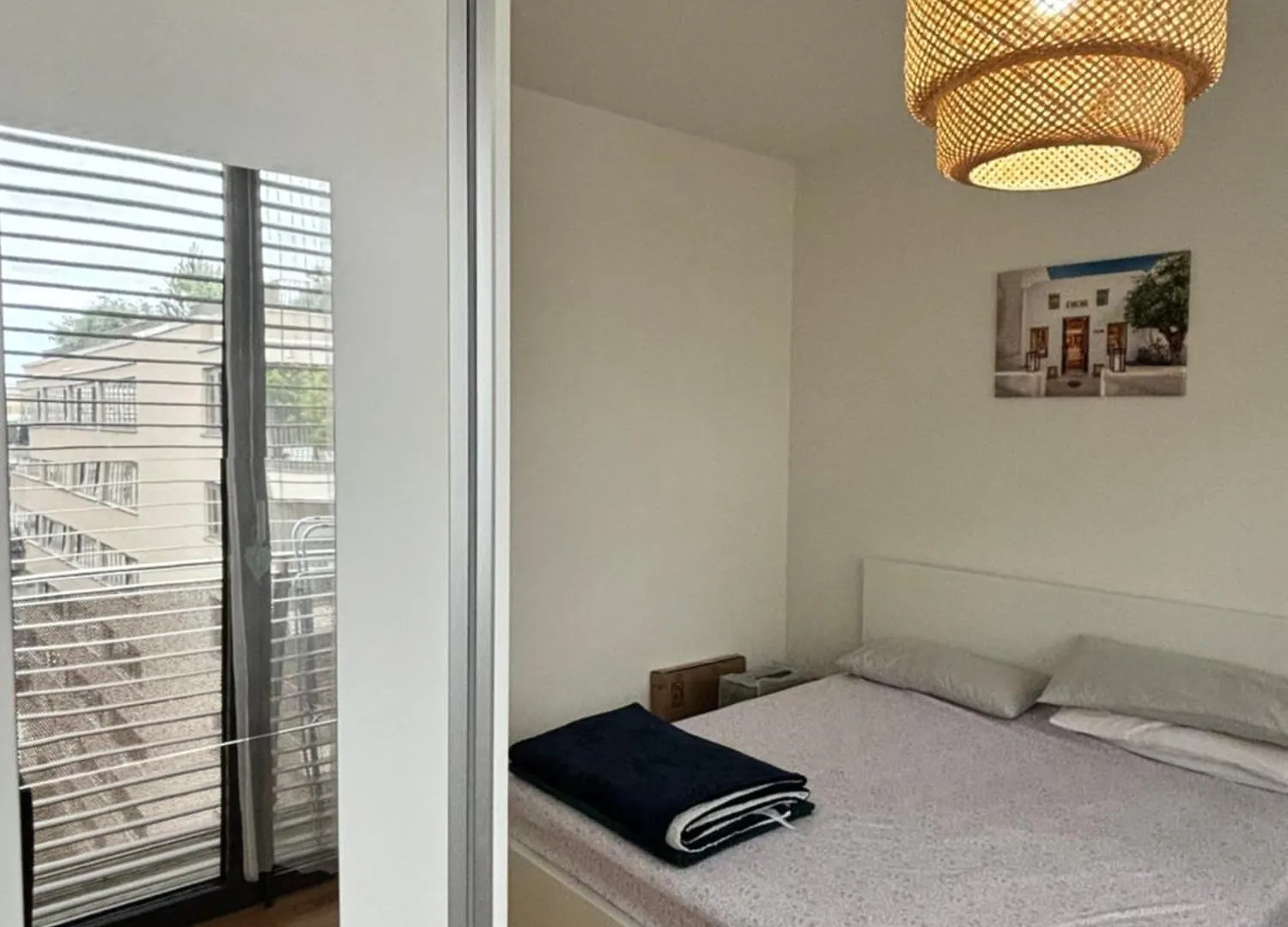 Check Point Charlie Luxury Apartment With Balcony Berlin Németország
