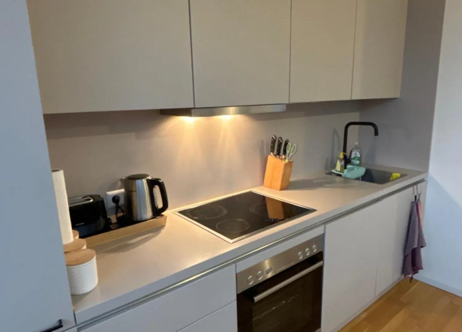 Check Point Charlie Luxury Apartment With Balcony Berlin Németország